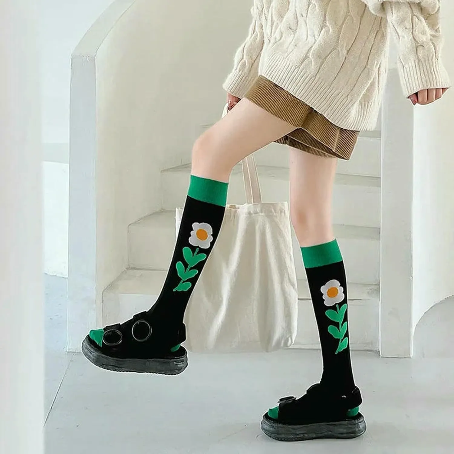 Casual Fashion Calf Socks Abstract Art Knee-Length Beautiful Legs Long Tide Socks