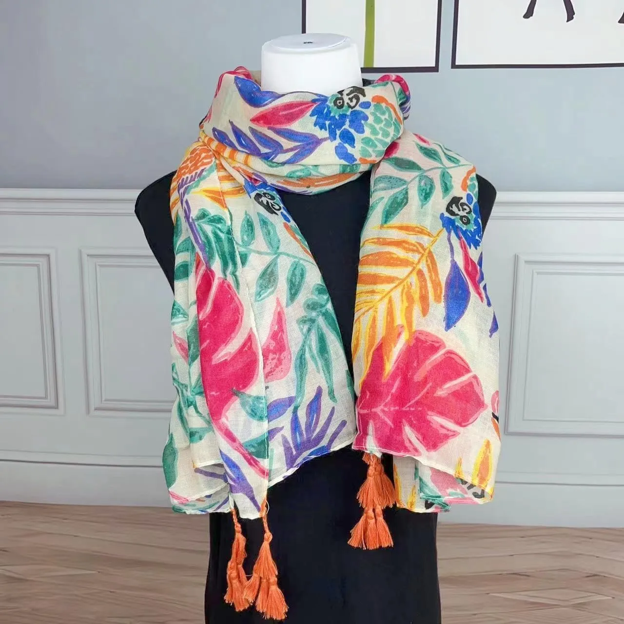 Travel Boho Scarf for Women Casual Lightweight Pashmina Scarves Fashion Multicolor Shawl Wraps with Fringed Beads